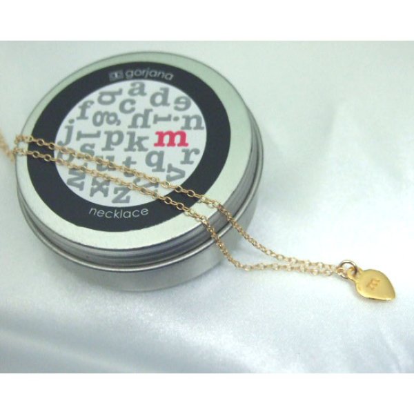 画像2: gorjanaゴリアナ セレブ愛用 イニシャル Charm（ｅ) Necklace　093-101 (2)